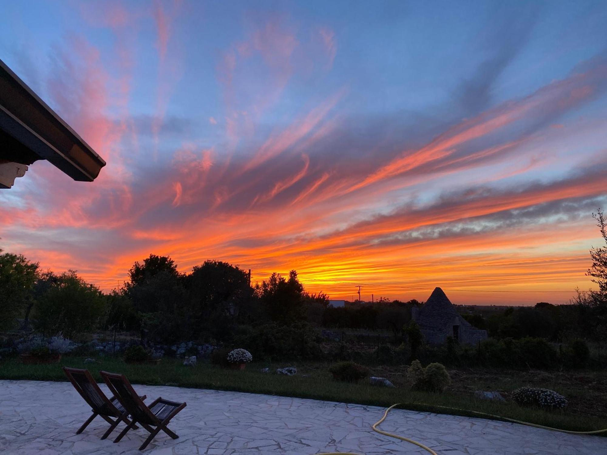 Villa Palmirotta Trulli Relais Castellana Grotte Bagian luar foto