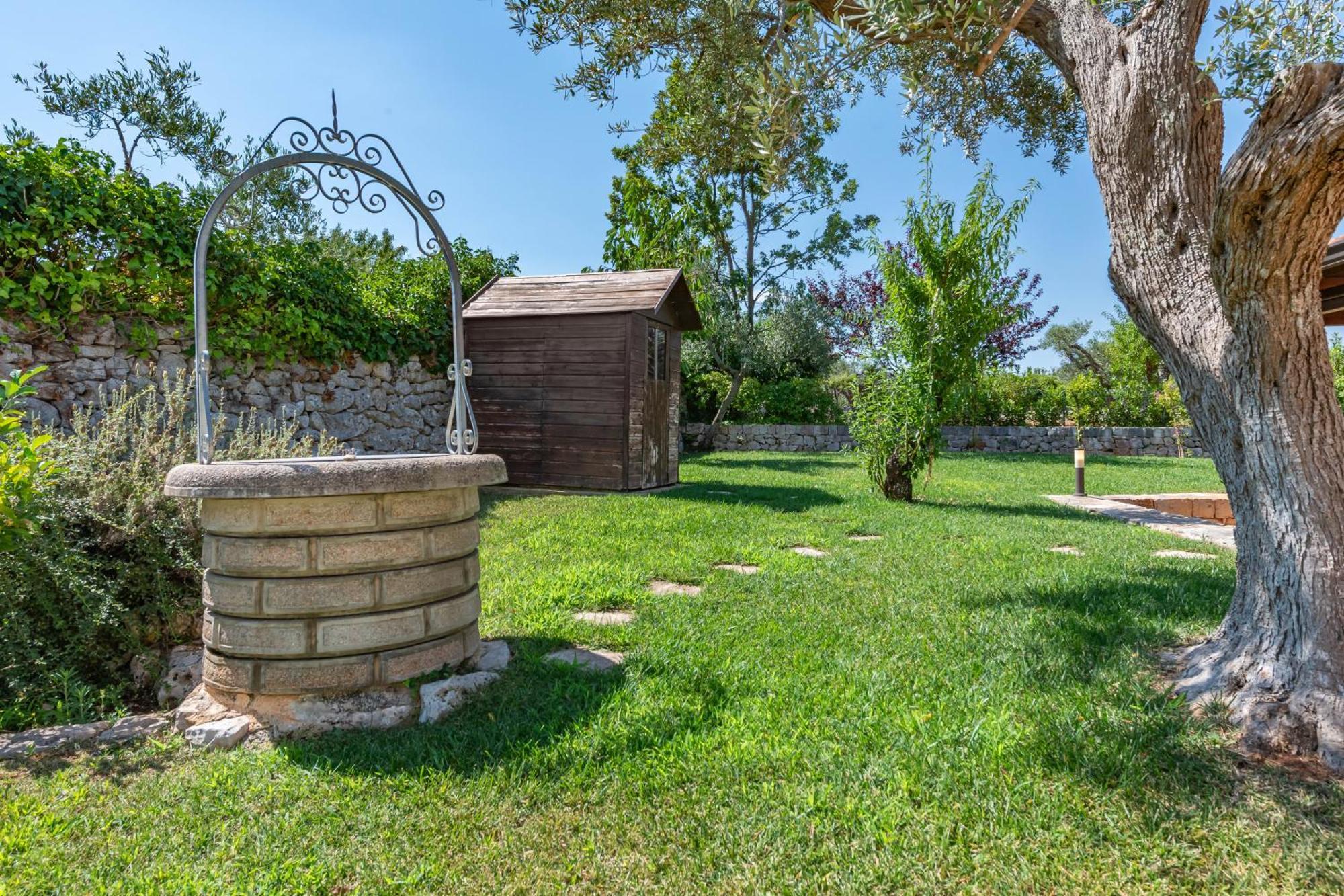 Villa Palmirotta Trulli Relais Castellana Grotte Bagian luar foto